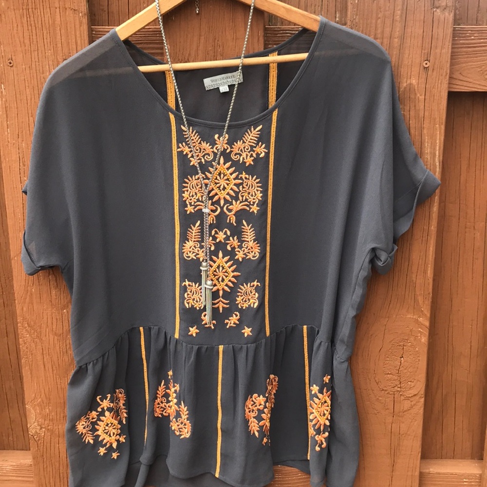 👒World Market Boho Embroidered Blouse